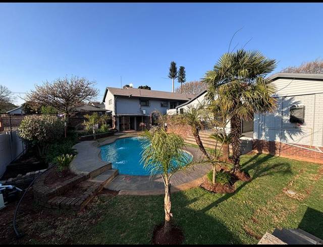4 BEDROOM HOUSE FOR SALE IN FLORIDA PARK